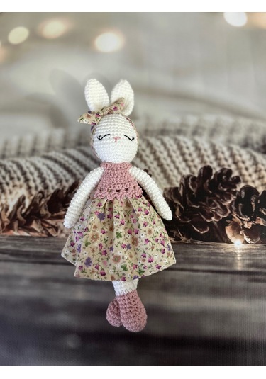 Amigurumi Tavşan Oyuncak