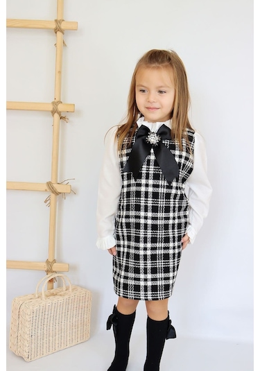 Kız Çocuk Siyah Vanessa Broş Detaylı Tüvit Uzun Kollu Yılbaşı Elbisesi