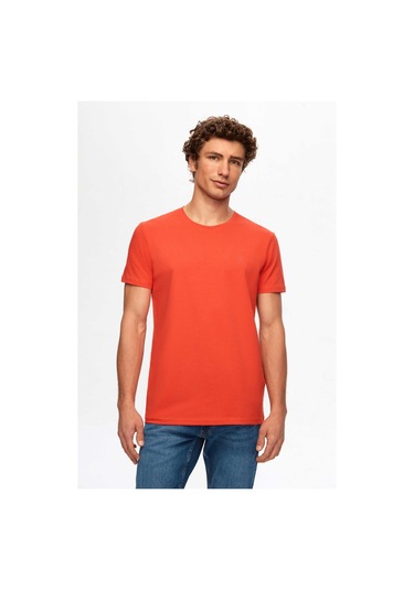 D's Damat Slim Fit Nar Çiçeği Düz D's Damat Logo Baskılı Strech Pamuklu T-shirt 2ec148551753m Nar Çiçeği D's Damat Slim Fit Nar Çiçeği Düz D's Damat Logo Baskılı Strech Pamuklu T-shirt 2ec148551753m Nar Çiçeği