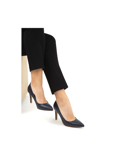 Tamer Tanca Kadın Hakiki Deri Lacivert Stiletto Ayakkabı 22 5205 Bn Ayk Lacı Lacivert
