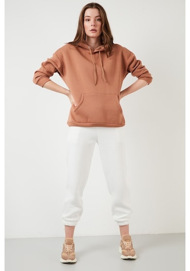 Lela Regular Fit Pamuklu Kapüşonlu Yaka Şardonlu Kışlık Bayan Sweat 5863854 Bisküvi Lela Regular Fit Pamuklu Kapüşonlu Yaka Şardonlu Kışlık Bayan Sweat 5863854 Bisküvi
