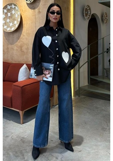 Kalp Nakışlı Ve Düğme Detaylı Oversize Gömlek 3430 Si Yah