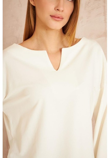 Kadın Ekstra Uzun Duble Kol / Yakası Yırtmaçlı Salaş Sweatshirt Bluz 3470190 Beyaz