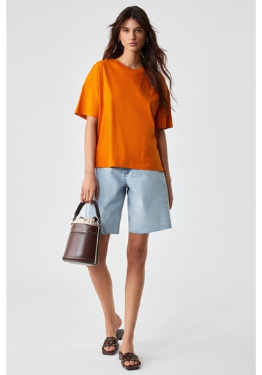 Jemmy Kadın %100 Organik Pamuk Relaxed Fit Yırtmaçlı Yuvarlak Yakalı Turuncu T-Shirt