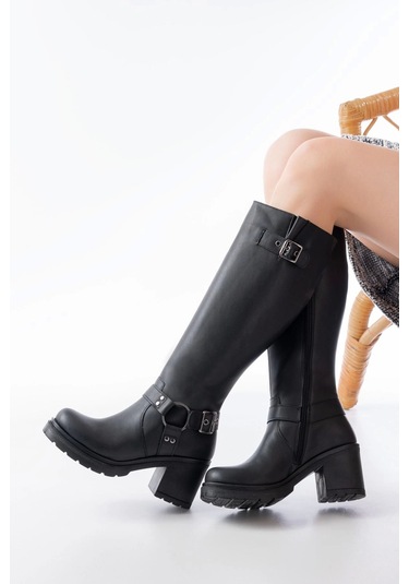 Siyah Toka Aksesuarlı Fermuarlı Günlük Kalın Topuklu Kadın Bot Siyah