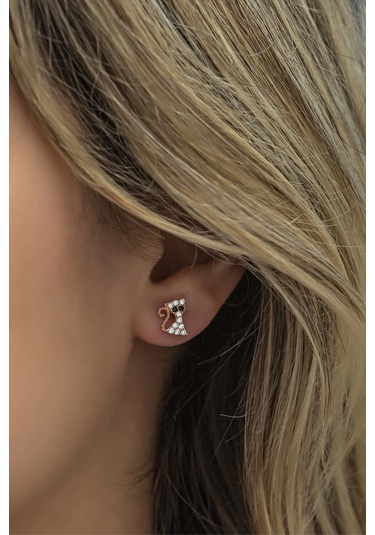 Nereze 925 Ayar Gümüş Minik Beyaz Taşlı Kedi Küpe