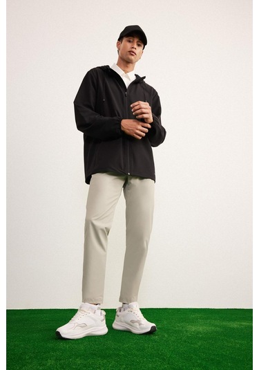 DeFactoFit Regular Fit Kapüşonlu File Astarlı Fermuarlı Mevsimlik Baharlık Mont D6179AX25SPBK81