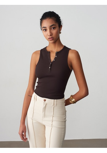 Dilvin 21005 Düğme Detaylı Crop Top-koyu Kahve