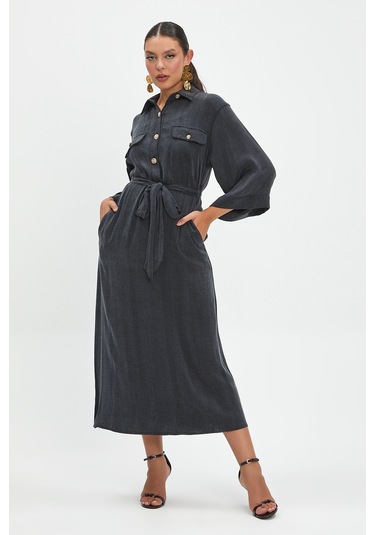 Kadın Düğme Detaylı Kemerli Elbise - Cep Tasarımlı, Modern Ve Rahat Stil - Günlük Ve Şık Kullanımlar İçin Elbise Siyah