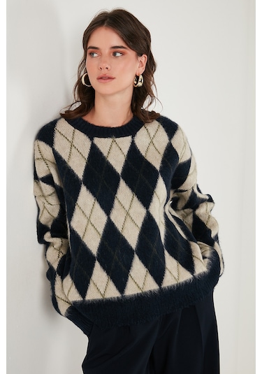 Lela Oversize Fit Bisiklet Yaka Baklava Desenli Yumuşak Dokulu Bayan Kazak 4616223 Lacivert