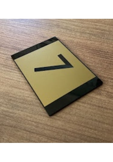 Minimal Gold Tasarım Kapı Numarası