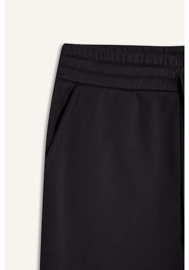 DeFacto Regular Fit Eşofman Altı İçi Polarlı Basic Düz Cepli Beli Bağcıklı Düz Paça D7836AX25SPAR214 DeFacto Regular Fit Eşofman Altı İçi Polarlı Basic Düz Cepli Beli Bağcıklı Düz Paça D7836AX25SPAR214