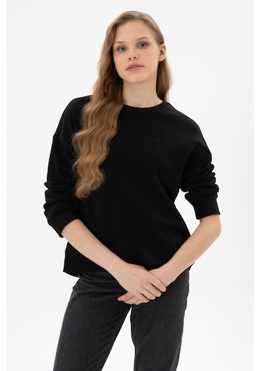 U.S. Polo Assn. Kadın Siyah Bisiklet Yaka Basic Sweatshırt 50313565-VR046