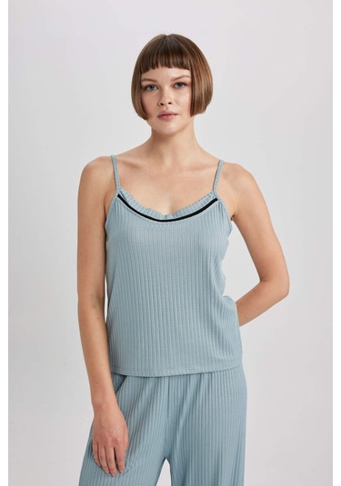 DeFacto Fall in Love Regular Fit Askılı Casual Pijama Üstü B6560AX23AUGN1200