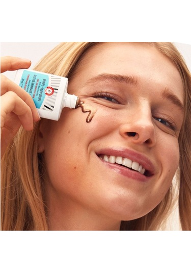 First Aid Beauty Bronze + Glow Drop - Niasinamidli Bronzlaştırıcı + Işıltı Verici Damlalar 30 Ml Diğer