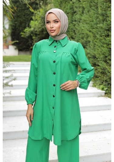 Büzgü Detaylı Tesettür Zümrüt Takım Zümrüt
