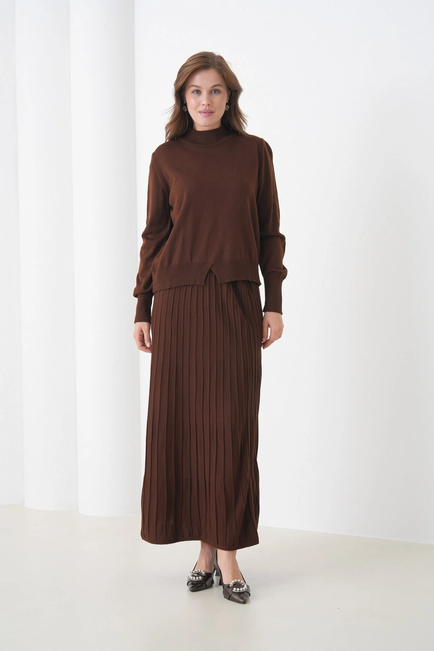 Kadın Pileli Etek Kazağı V Tasarım Tesettüre Uygun Örgü Triko Etek Kazak Takım Kahverengi