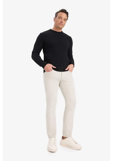 Defacto Standart Fit Bisiklet Yaka Basic Dokulu Triko Kazak E0811ax25wnbk27 Siyah