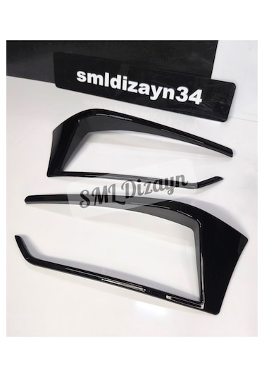 Golf 7.5 Arka Sis Çerçeve Flap Kaplama 2017-2020 Parlak Siyah