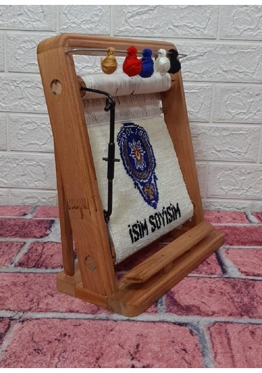 100tel Polis İsim Motifli El Dokuması Hediyelik Minyatür Halı Çok Renkli