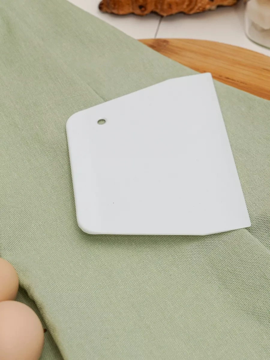 Topichome Hamur İçin Plastik Pasta Spatulası 15,5 Cm 47443275 Beyaz