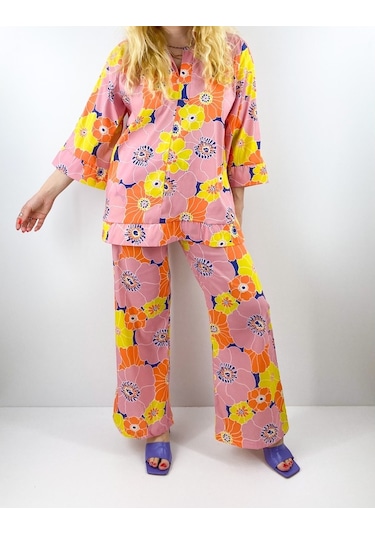 Modaonna Kadın Pembe Renk Vintage Desen Gömlek Pantolon Takım Pembe
