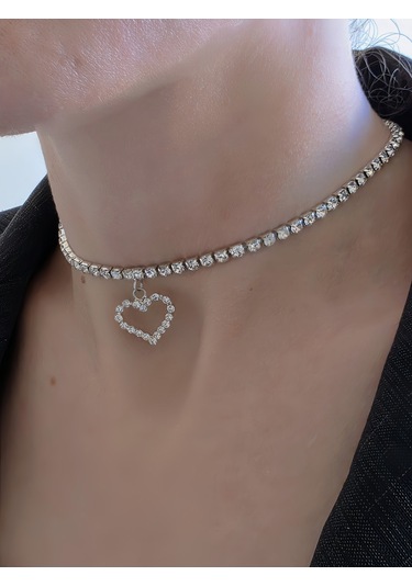 Tek Sıralı Kalp Figürlü Kristal Taşlı Choker Tasma Silver Renk Kolye Gümüş