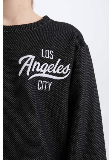 DeFacto Erkek Çocuk 2'li Takım Baskılı Sweatshirt Beli Lastikli Eşofman Altı D7869A8NSBK81 DeFacto Erkek Çocuk 2'li Takım Baskılı Sweatshirt Beli Lastikli Eşofman Altı D7869A8NSBK81