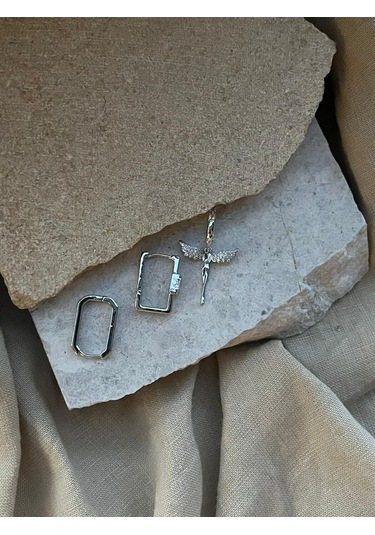 Gümüş Renkli Taşlı Melekli Üçlü Küpe