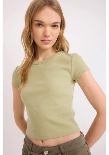 DeFacto Coool Fitted Fitilli Kaşkorse Basic Düz Kısa Kollu Tişört E0287AX25SMGN270 DeFacto Coool Fitted Fitilli Kaşkorse Basic Düz Kısa Kollu Tişört E0287AX25SMGN270