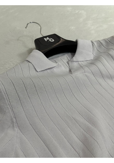 Apaş Yaka Triko T-shirt Beyaz