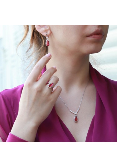Lal Taşlı Damla Model Gümüş Takım Gümüş