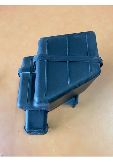 Ford Escort 1.8 1999-2003 Hava Filtre Rezeratör Kutusu