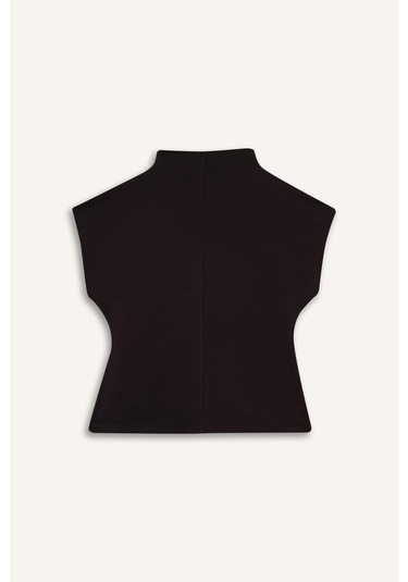 Defacto Slim Fit Dar Kesim Yarım Balıkçı Yaka Pike Kolsuz Bluz F7760ax25aubn207 Kahve