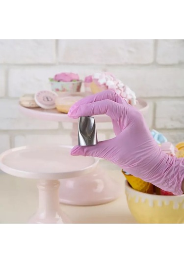 Angelik Pastacılık Ucu: Kavisli Güller Yapay Yapraklı Pastacılık Ucu, Özel Olarak Tasarlanmış Tek Parça Kalıptır Ve Ku Bej