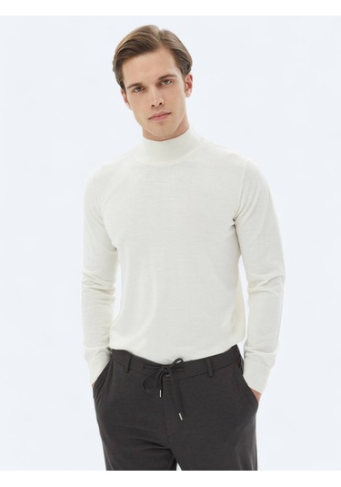 Kip Ekru Yarım Balıkçı Yaka Düz Örgü Yün Karışımlı Triko Kazak Ekru