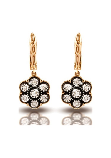 6'Lı Gül Elmas Küpe