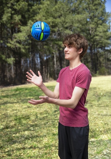 Samatlı Phlat Ball Dönüşebilen Uçan Frizbi Disk Futbol Eğlence Topu