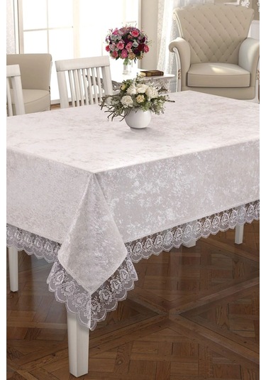 Lüx Güpürlü Kadife Masa Örtüsü