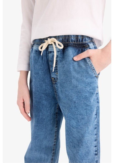 DeFacto Erkek Çocuk Straight Fit Esnek Bantlı Paça Jean Pantolon E1051A825SPNM28