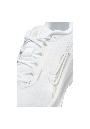 Nike Downshifter 13 Kadın Koşu Ayakkabısı Beyaz