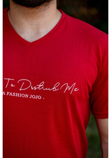 Erkek Kırmızı El Yazısı İmza Baskı Kısa Kollu V Yaka Erkek T-shirt 23etshvyaz 001