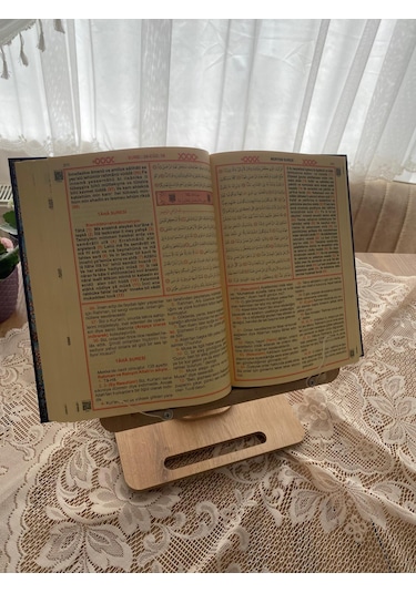 Kitap Tututcu 360 Derece Dönebilen Rahle 32x24 Cm