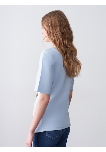 Dilvin 32445 Aksesuar Detaylı Basic T-shirt-açık Mavi