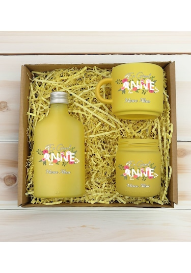 Bk Gift Kişiye Özel İsimli Dtf Anne Temalı Sarı Kahve Fincanı & Kolonya & Mum Hediye Seti-1, Anneye Hediye, Anneler Günü Hediyesi Kobitmeyencom30975 B