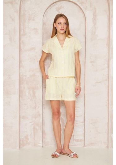 Kadın Özel Kumaş Ceket Yaka Beli Lastikli Kısa Kol Gömlek Cepli Şort Takım 3625290 Sarı