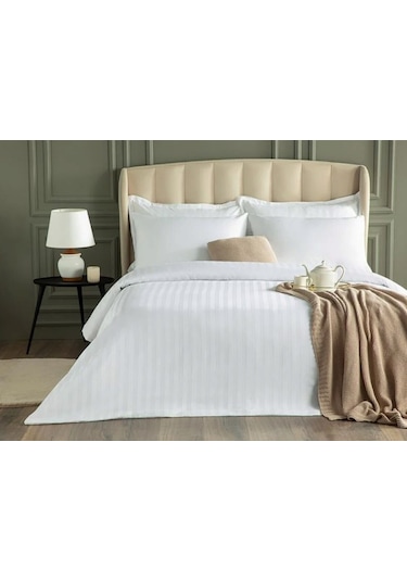 Çift Kişilik Battal Boy Çizgili Pamuk Saten Nevresim Beyaz 200x230 - Otel Koleksiyonu Beyaz