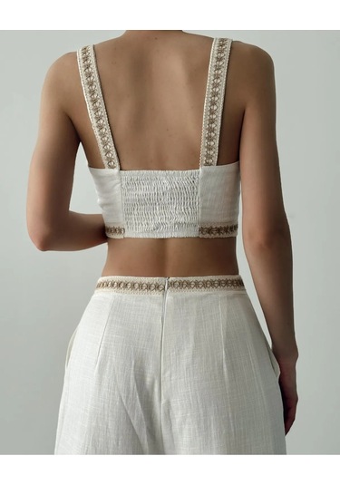 Şeritli Çift Tokalı Natürel Dokulu Keten Kumaşlı Palazzo Pantolon Sırt Lastikli Üçgen Krop Takım Bej