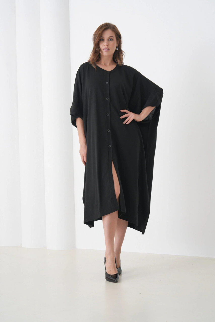 Kadın Tesettüre Uygun Önden Düğmeli Asimetrik Kesim Yarasa Kol Şık Geniş Kalıp Panço Ceket Siyah