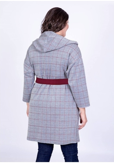 Kapüşonlu Ve Kemerli Hırka